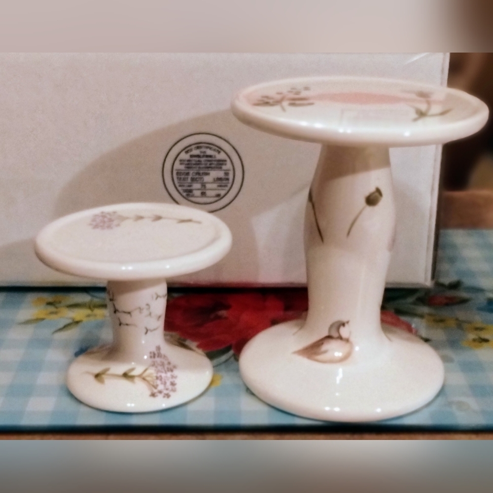 Fall 1999 bath and body works candle pedestals